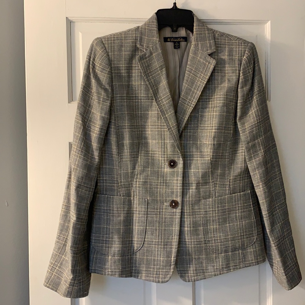 Brooks Brothers size 12 wool blazer!